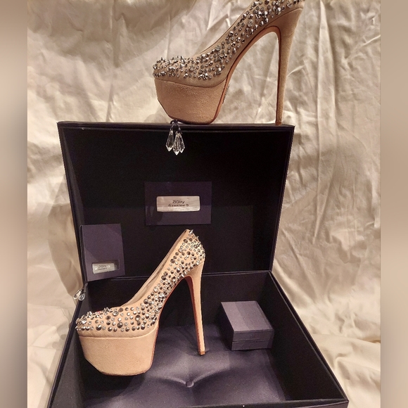 ZIGI girl Shoes Womens Rhinestone Heels Poshmark